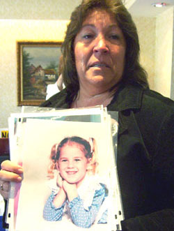 Melanie Kortlang Shows Pictures Of Amy Kortlang As A Child