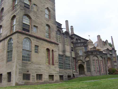 Fonthill Castle