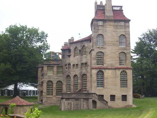 Fonthill Castle