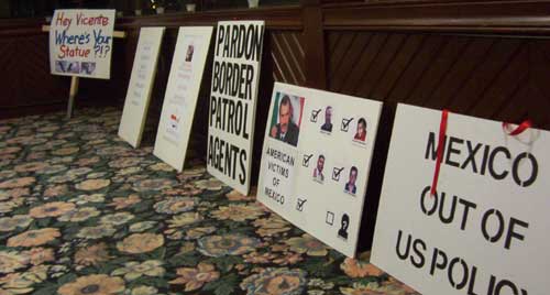 Wilkes-Barre Vicente Fox Protest immigration signs
