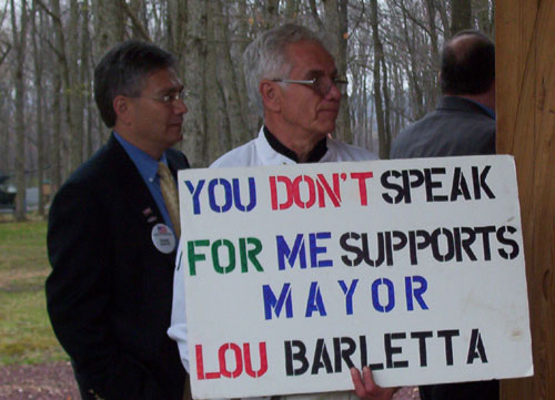 hazleton-rally-support-barletta.jpg