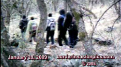 illegal aliens crossing border