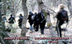 illegal aliens crossing border
