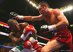 Oscar De La Hoya  vs Floyd Mayweather Jr.